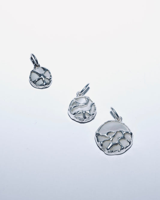 Nacre Necklace M